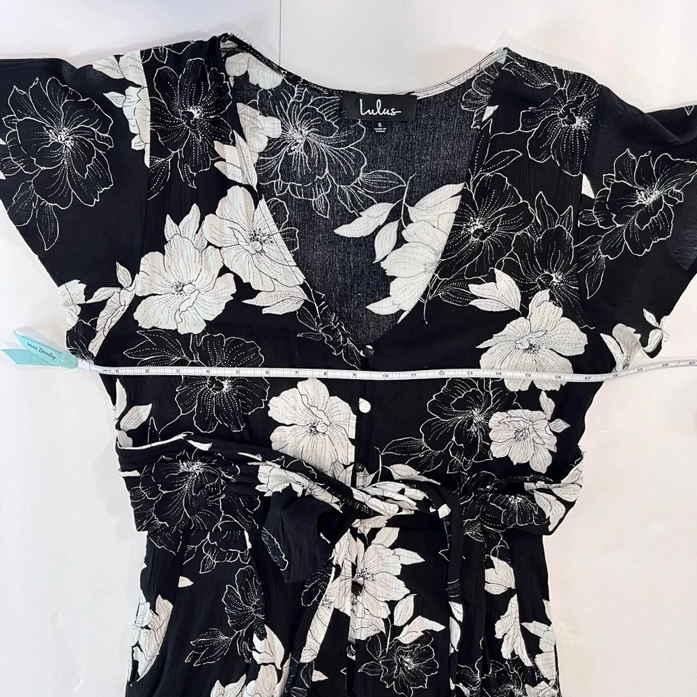 Lulus North Pacific‎ Black White Floral Cropped Wide Leg Pockets Jumpsuit SMALL
